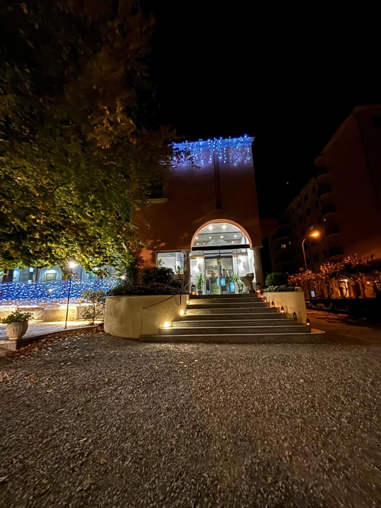 Villa Nasti Hotel Ristorante Canzo Exterior foto